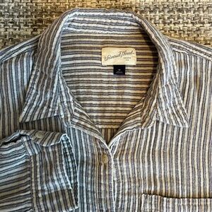 Universal threads striped casual‎ button-down shirt medium blouse business blue